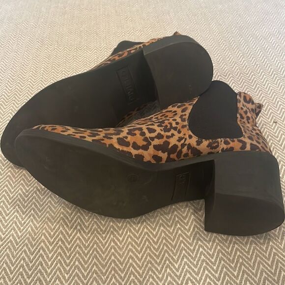 Divided  by H & M Leopard Boots Size 8 - Picture 6 of 6